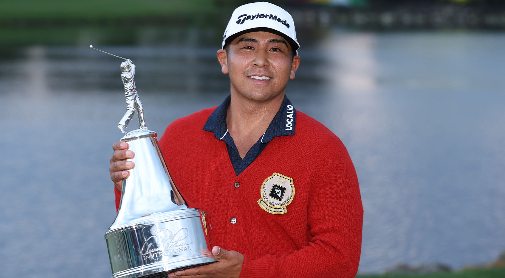 kurt-kitayama-trophy-arnold-palmer1694-richardheathcotegetty.jpg